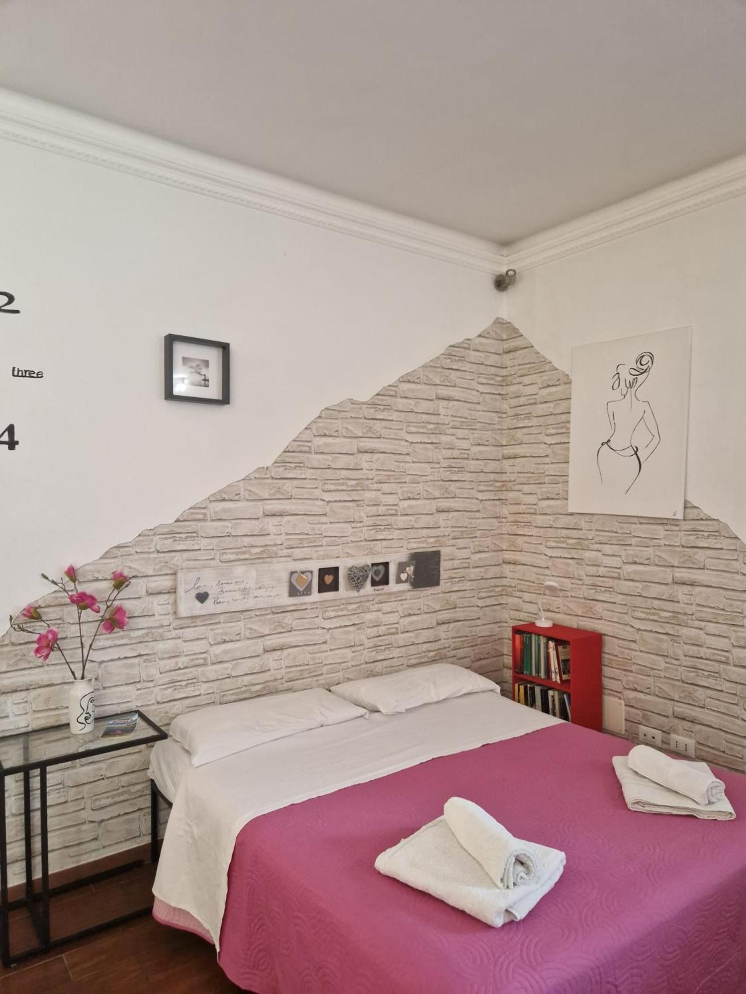 A Casa Di Delia - Stazione Fidene Quarto em Acomodações Particulares *
